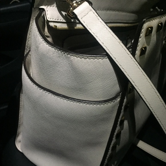 Large purse - Picture 3 of 4